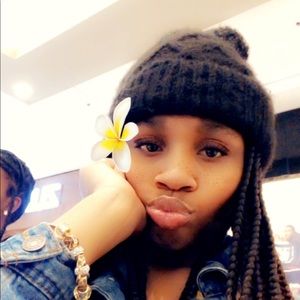 Meet your Posher, Jamillah